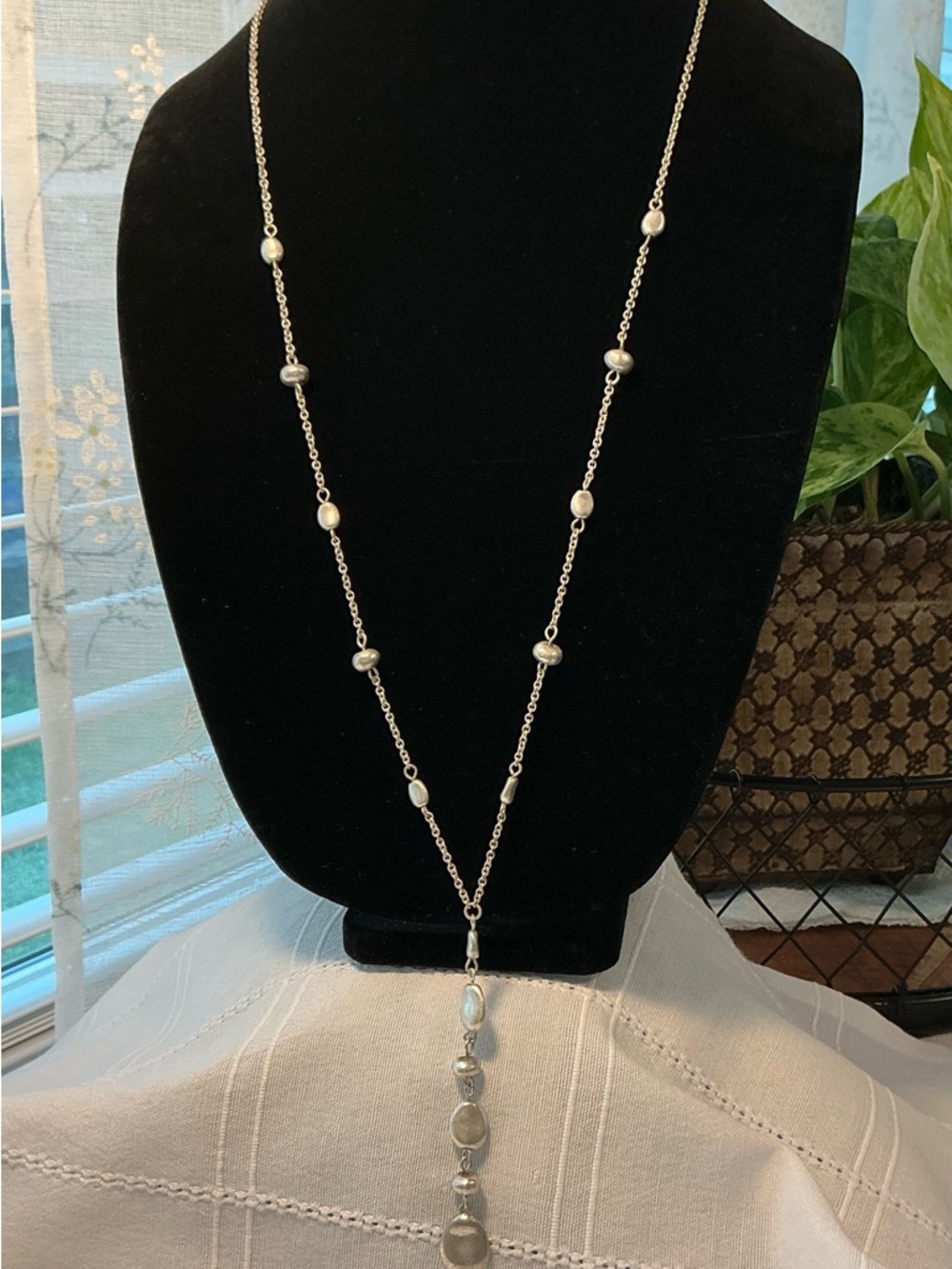Nordstrom Silver Beaded Y-Necklace with Iridescent Accents
